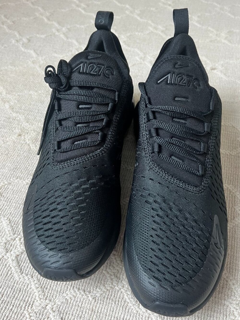 Nike Air Max 270 Triple Black Men’s Size 10 New in Box AH8050-005